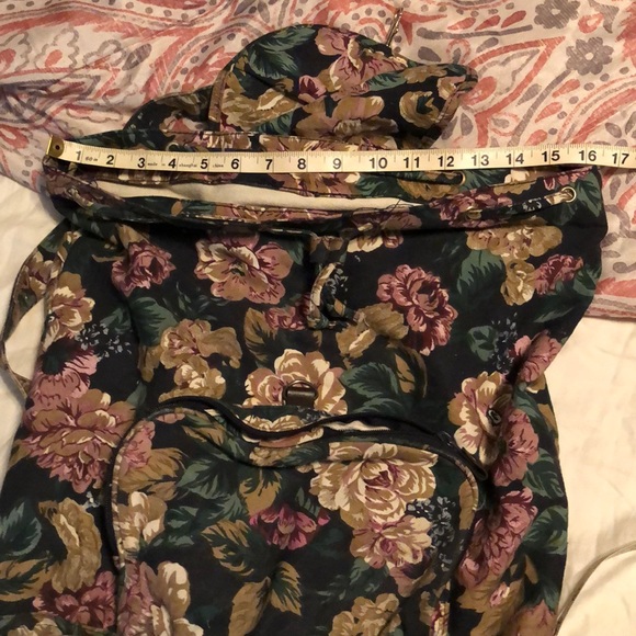 Floral Canvas Backpack - Picture 2 of 4